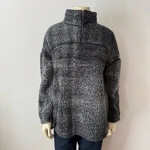 BKE Gray Fuzzy Cozy Sherpa 1/4 Zip Pullover Sweatshirt Women’s Size L